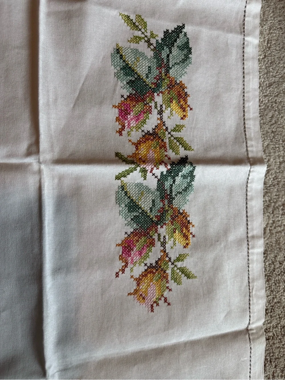 Vintage Scandinavian Rose Embroidery/Cross Stitch Table Topper/Cloth